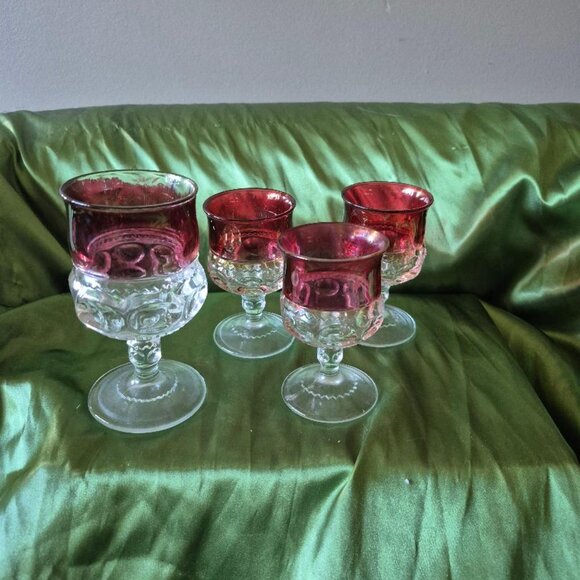 Lovely glasses for whatever beverage - Picture 2 of 3